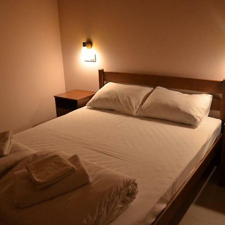Hostel Vshokoladi Kijev Kültér fotó
