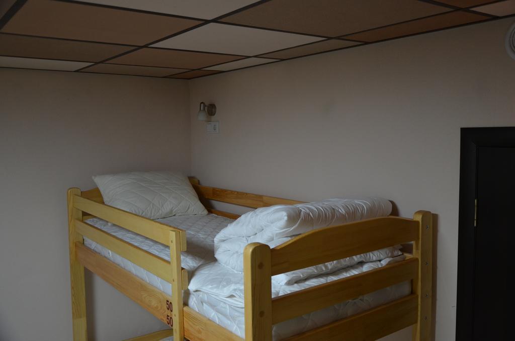 Hostel Vshokoladi Kijev Szoba fotó