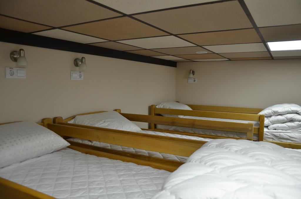 Hostel Vshokoladi Kijev Szoba fotó