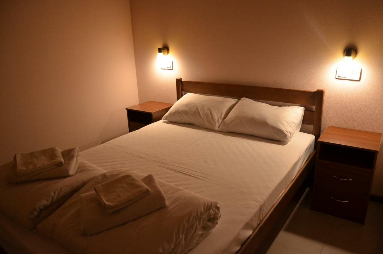 Hostel Vshokoladi Kijev Kültér fotó