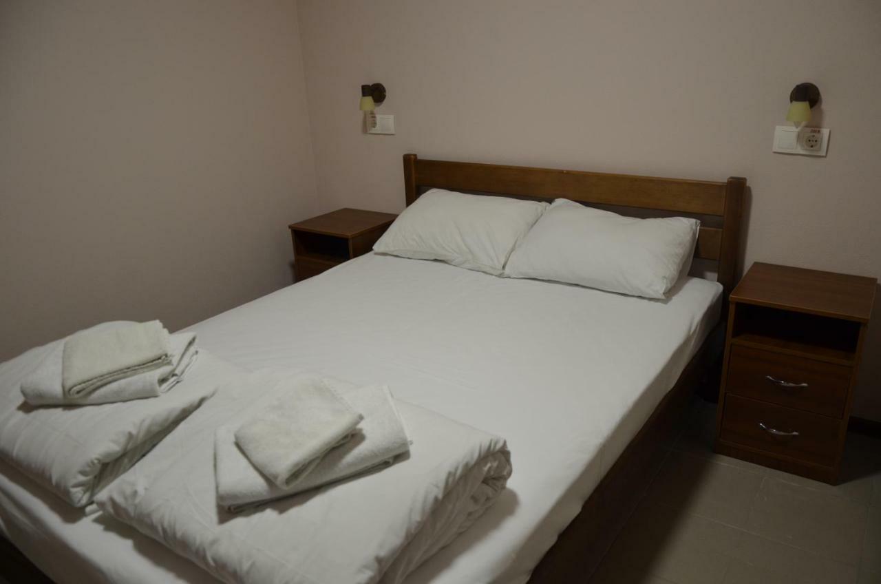 Hostel Vshokoladi Kijev Kültér fotó